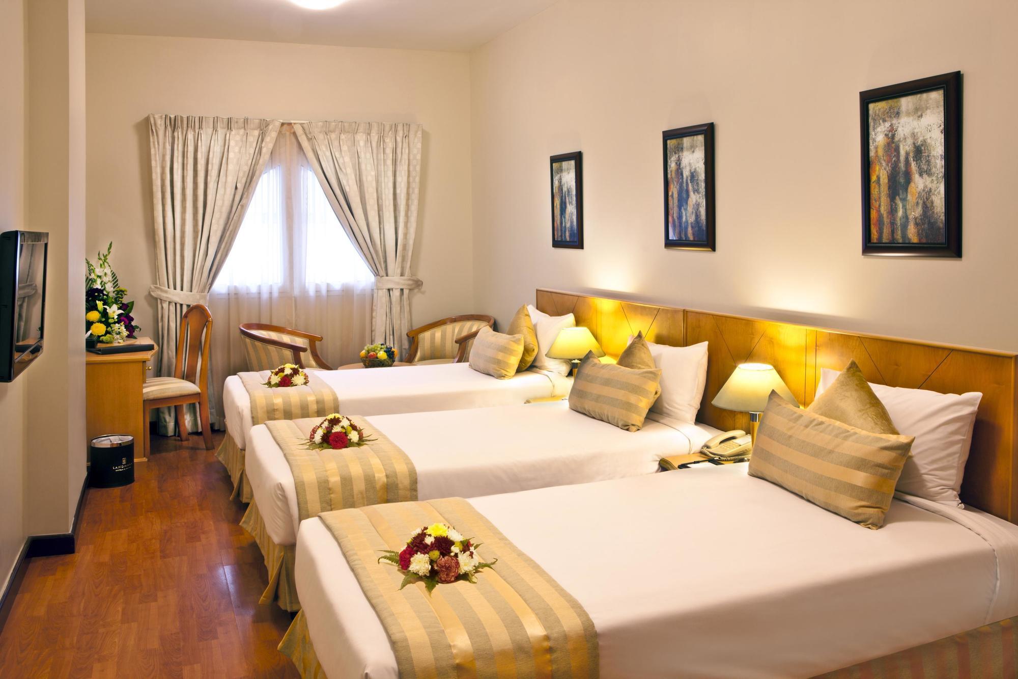Landmark Plaza Hotel Dubai Bagian luar foto