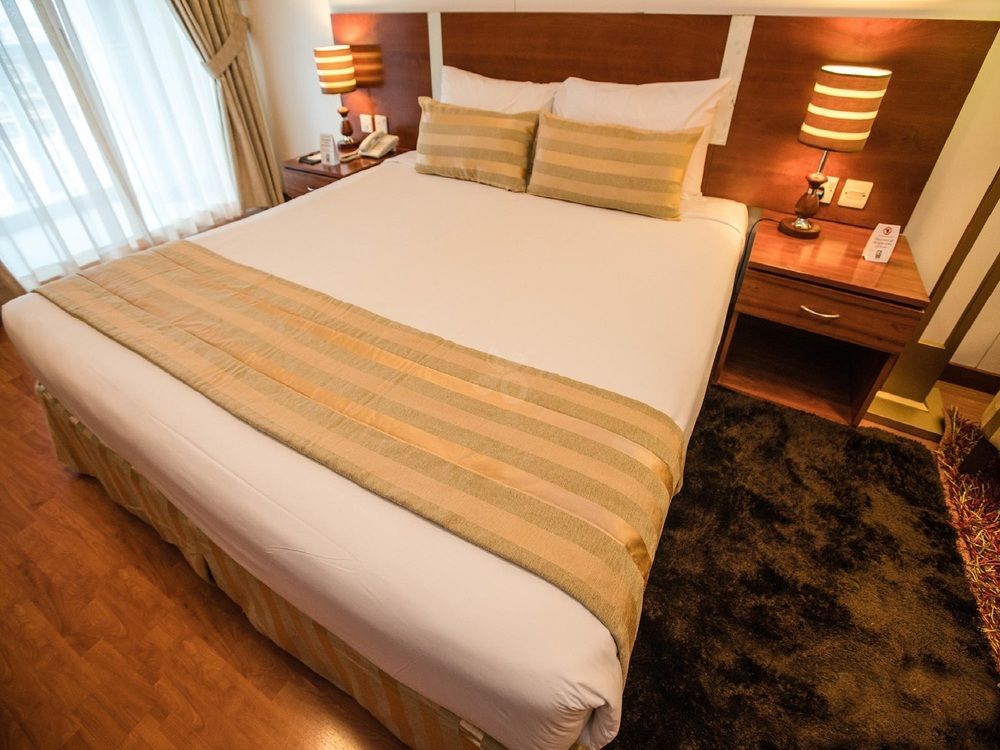 Landmark Plaza Hotel Dubai Bagian luar foto